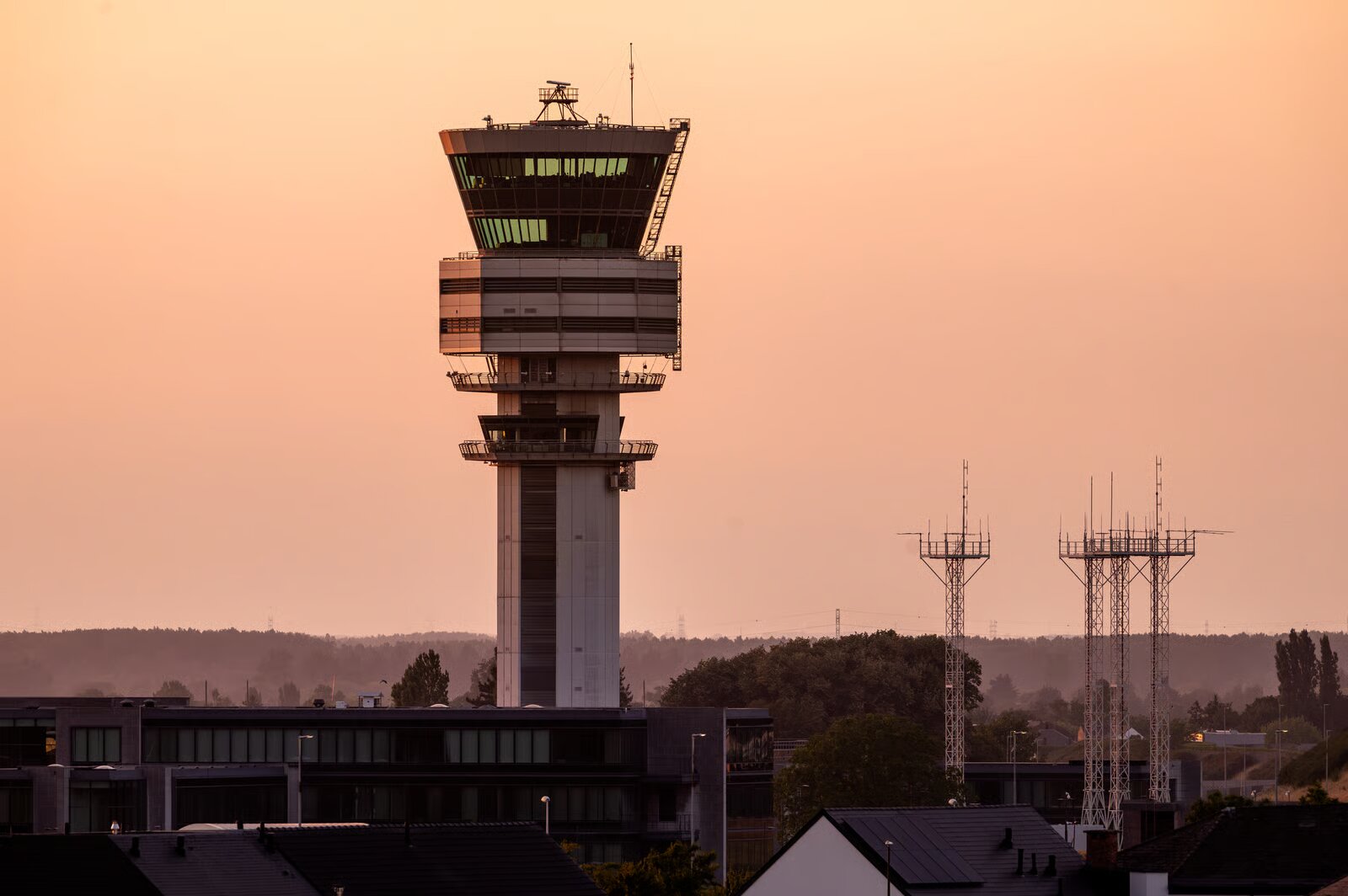 What Is an ATC Simulator and How Does It Train the Next Generation of Air Traffic Controllers?